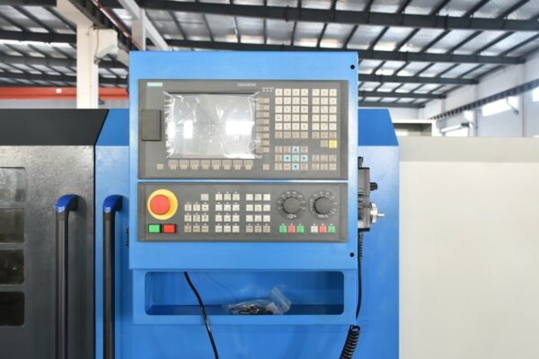 MetalTec CK 50x1000H (Комплектация ПРОМ) токарный станок c ЧПУ с прямой станиной — изображение 3