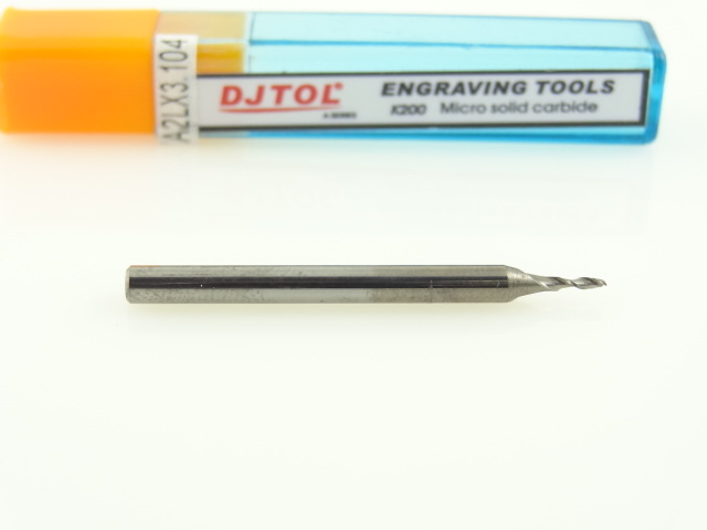 Двухзаходная фреза DJTOL A: хвост. 3.175 мм, диам. 1 мм, реж. длина 4 мм Двухзаходная фреза DJTOL A: хвост. 3.175 мм, диам. 1 мм, реж. длина 4 мм