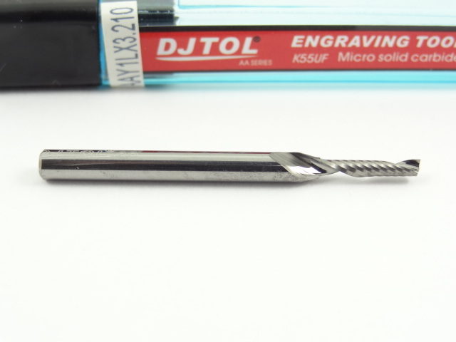 Фреза по акрилу DJTOL AA: хвост. 3.175 мм, диам. 2 мм, реж. длина 10 мм Фреза по акрилу DJTOL AA: хвост. 3.175 мм, диам. 2 мм, реж. длина 10 мм