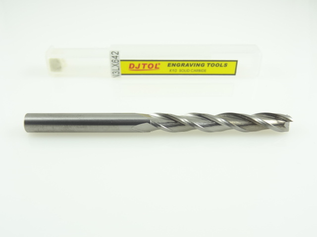 Трёхзаходная фреза DJTOL N: диам. 6 мм, реж. длина 42 мм Трёхзаходная фреза DJTOL N: диам. 6 мм, реж. длина 42 мм
