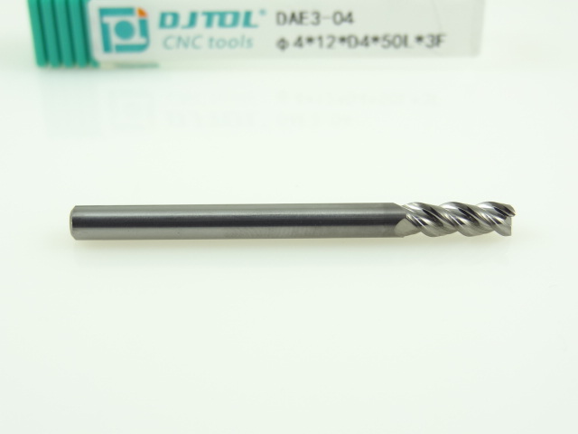 Трёхзаходная фреза по алюминию DJTOL: диам. 4 мм, реж. часть 12 мм Трёхзаходная фреза по алюминию DJTOL: диам. 4 мм, реж. часть 12 мм
