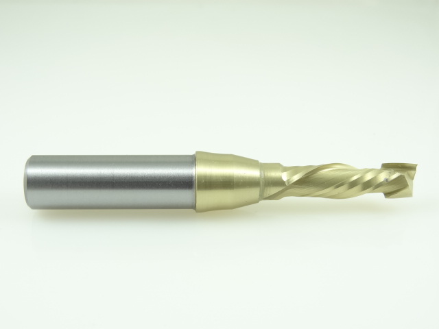 Трёхзаходная компрессионная фреза: диам. 8 мм, хвост. 12 мм, реж. длина 22 мм